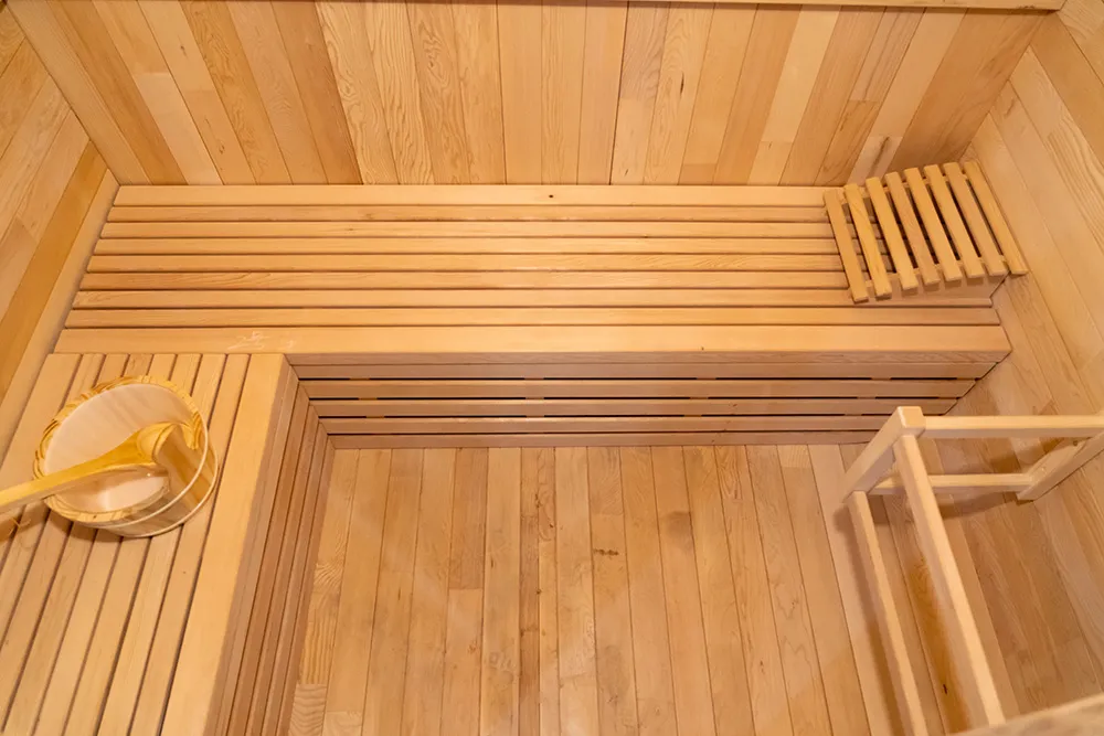 6-Person Redwood Outdoors Traditional Dry Steam Sauna Room With Porch 14