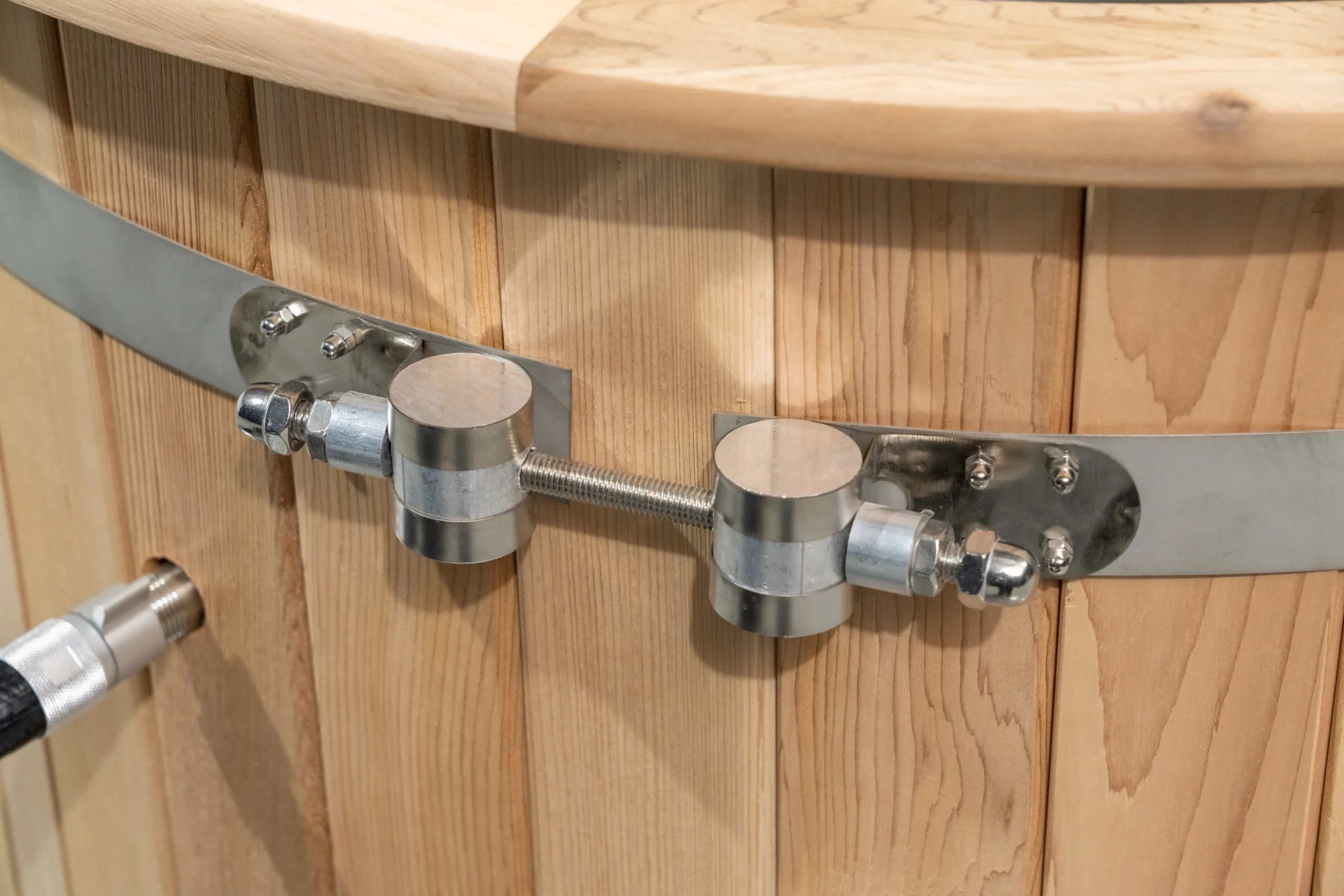 Custom 1 Person Cheap Wooden Ice Bath Barrel With Chiller 004