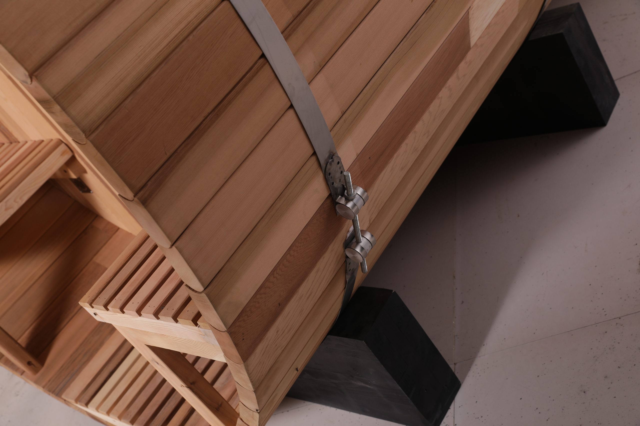 Custom 5 Person Luxury Cedar Outdoor Infrared Barrel Sauna 007