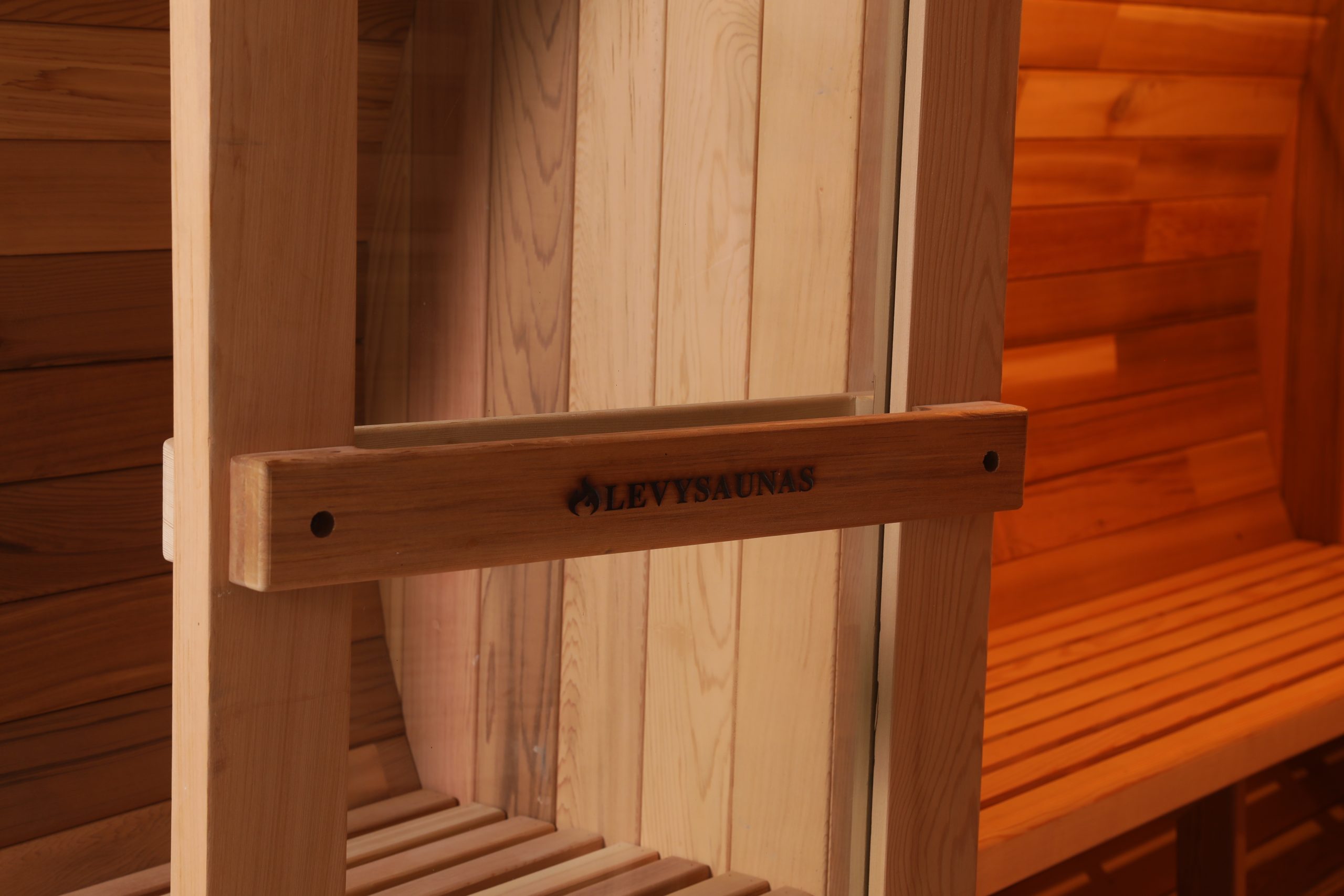 Custom 5 Person Luxury Cedar Outdoor Infrared Barrel Sauna 008
