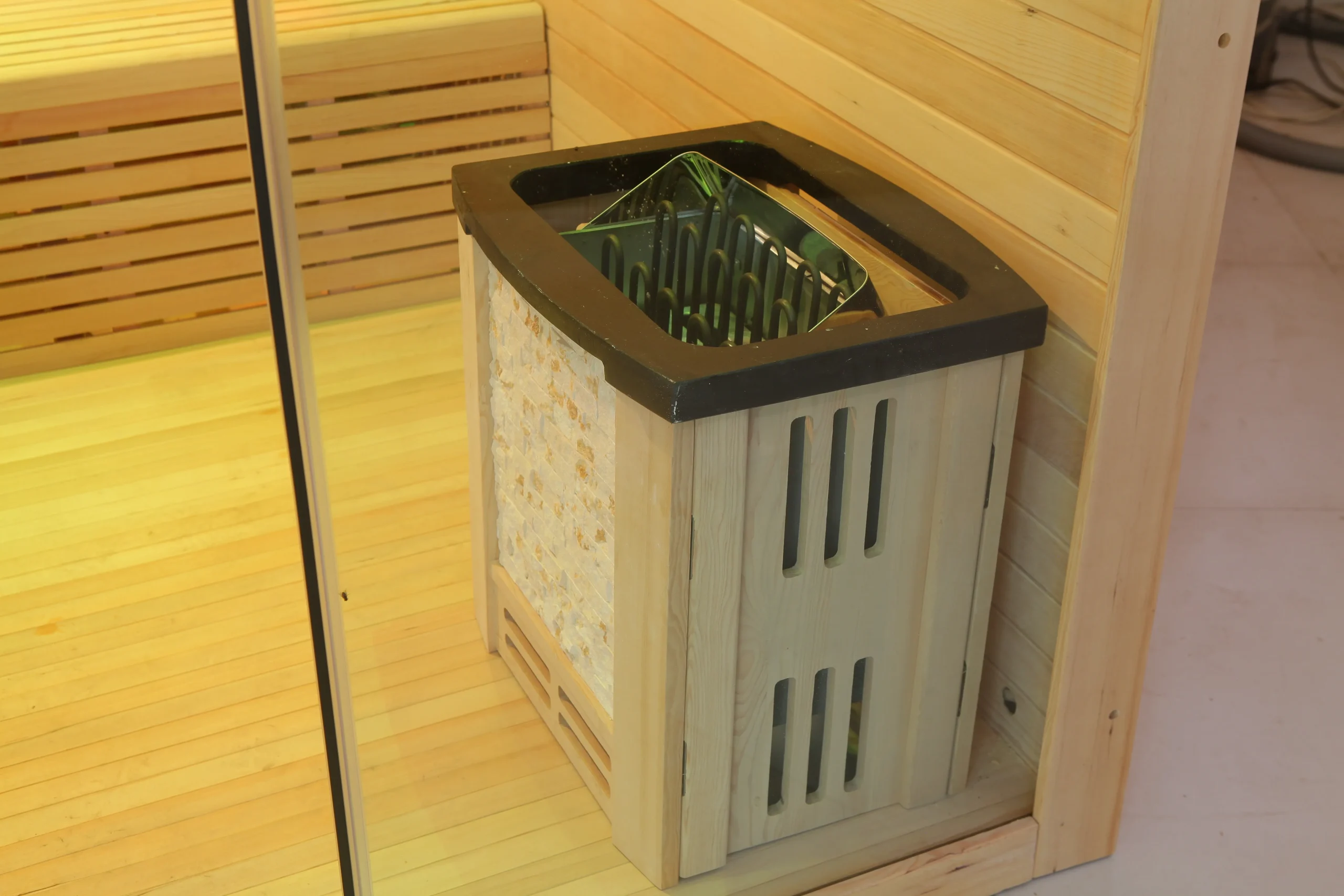 Custom Hemlock Red Cedar Traditional Steam Sauna Factory 006
