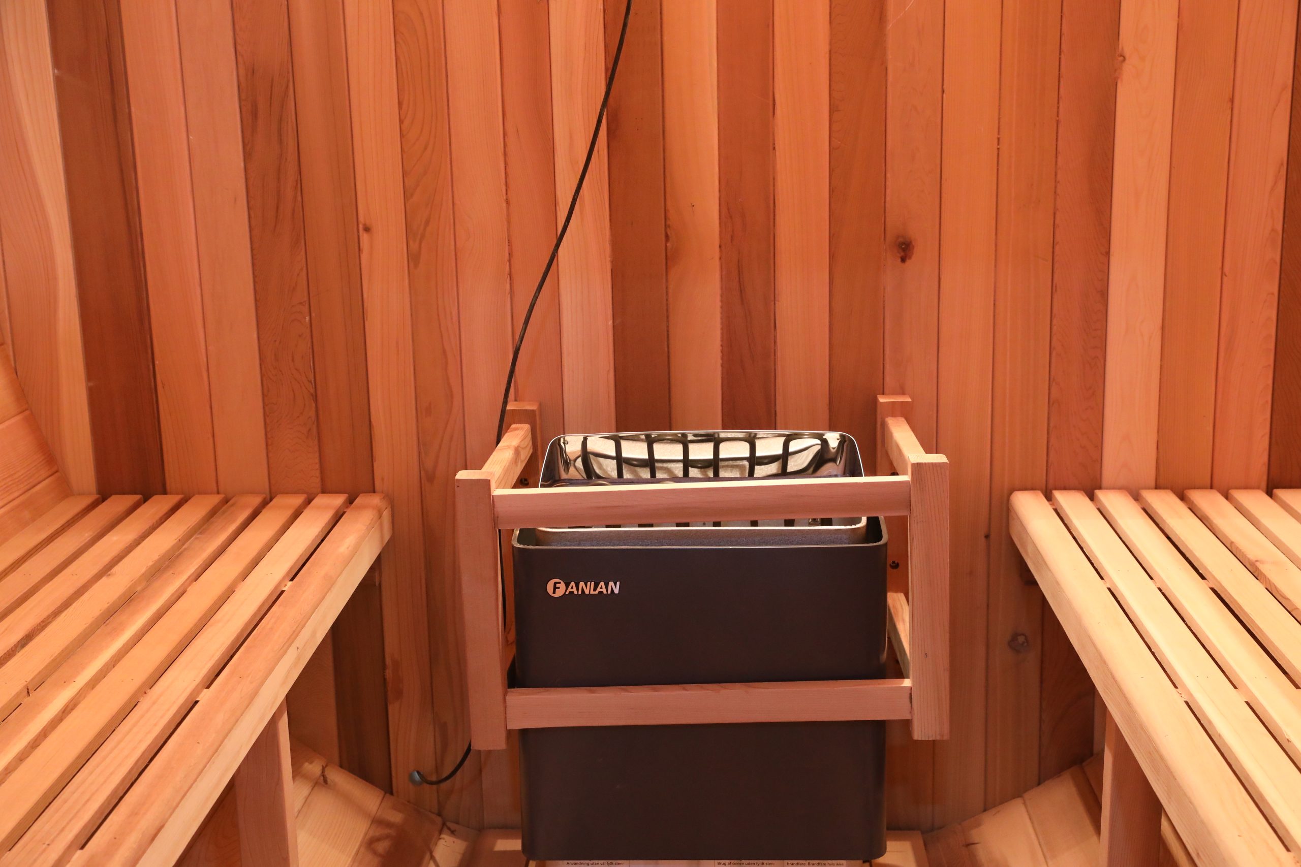 Factory Price Wholesale Solid Hemlock Redwood Barrel Steam Sauna Room 005