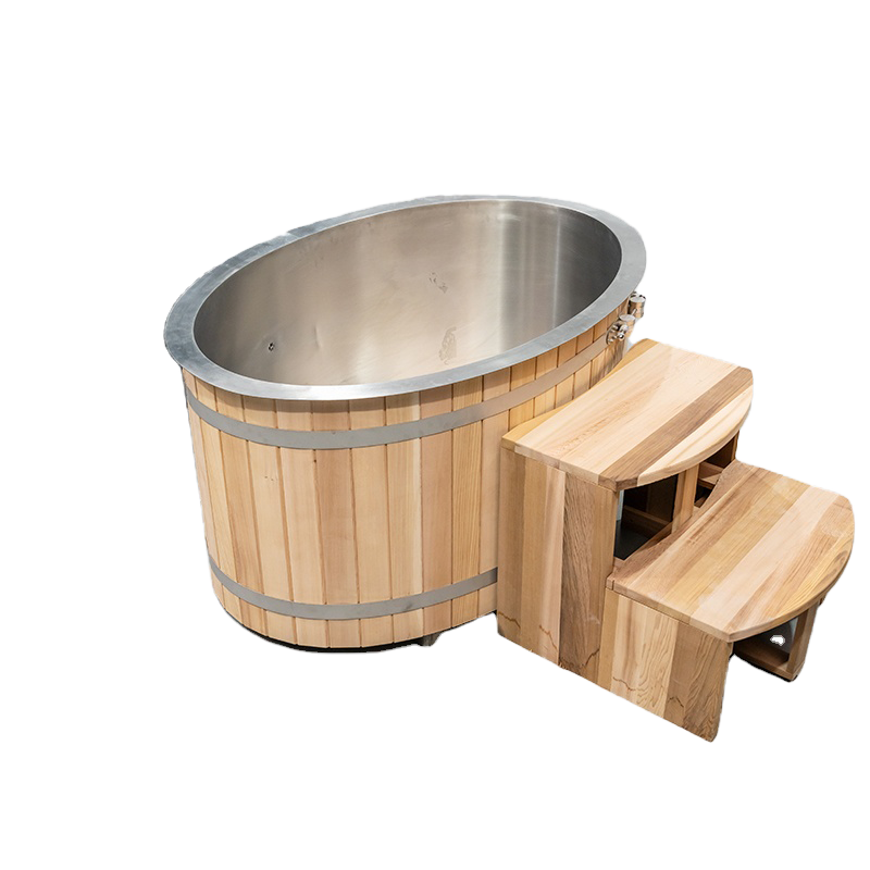 Wholesale 1-2 Person Size Outdoor Wooden Ice Tub With 1p Cooler 12